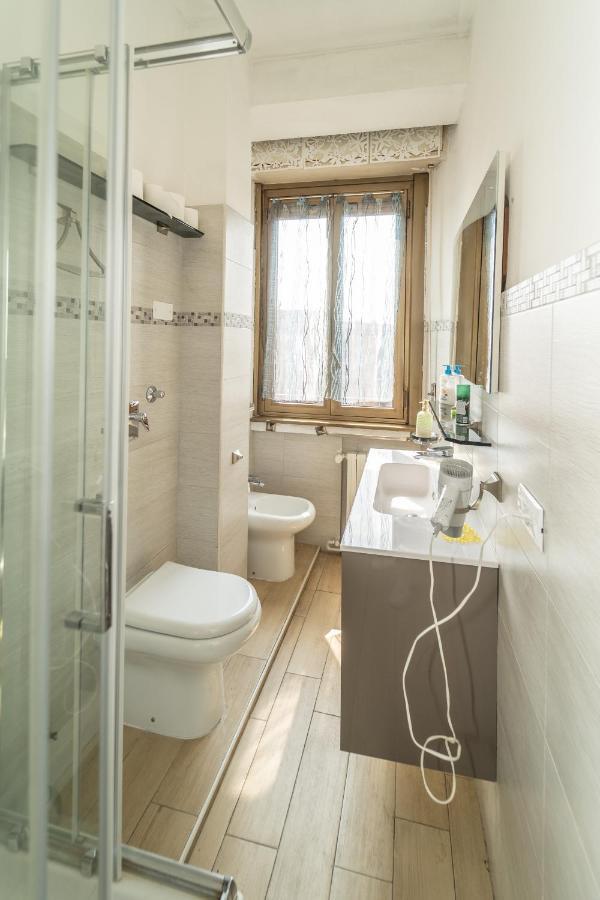 B&B Nelly ミラノ エクステリア 写真