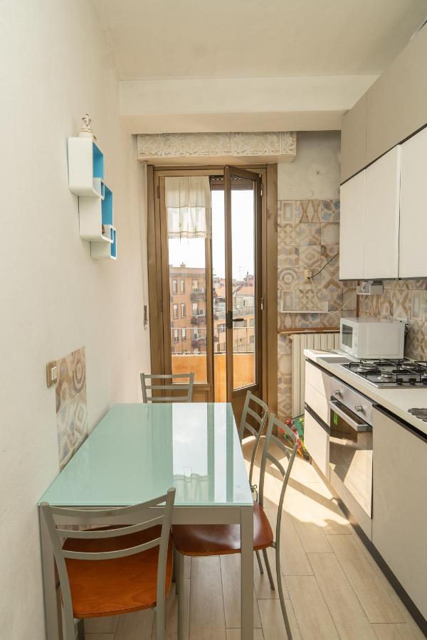 B&B Nelly ミラノ エクステリア 写真